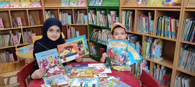 اهدای کتاب کودک به کتابخانه
