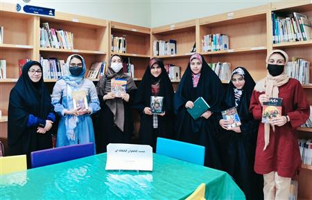 نشست کتابخوان کتابخانه ای